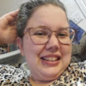 Meet your Posher, Alicia